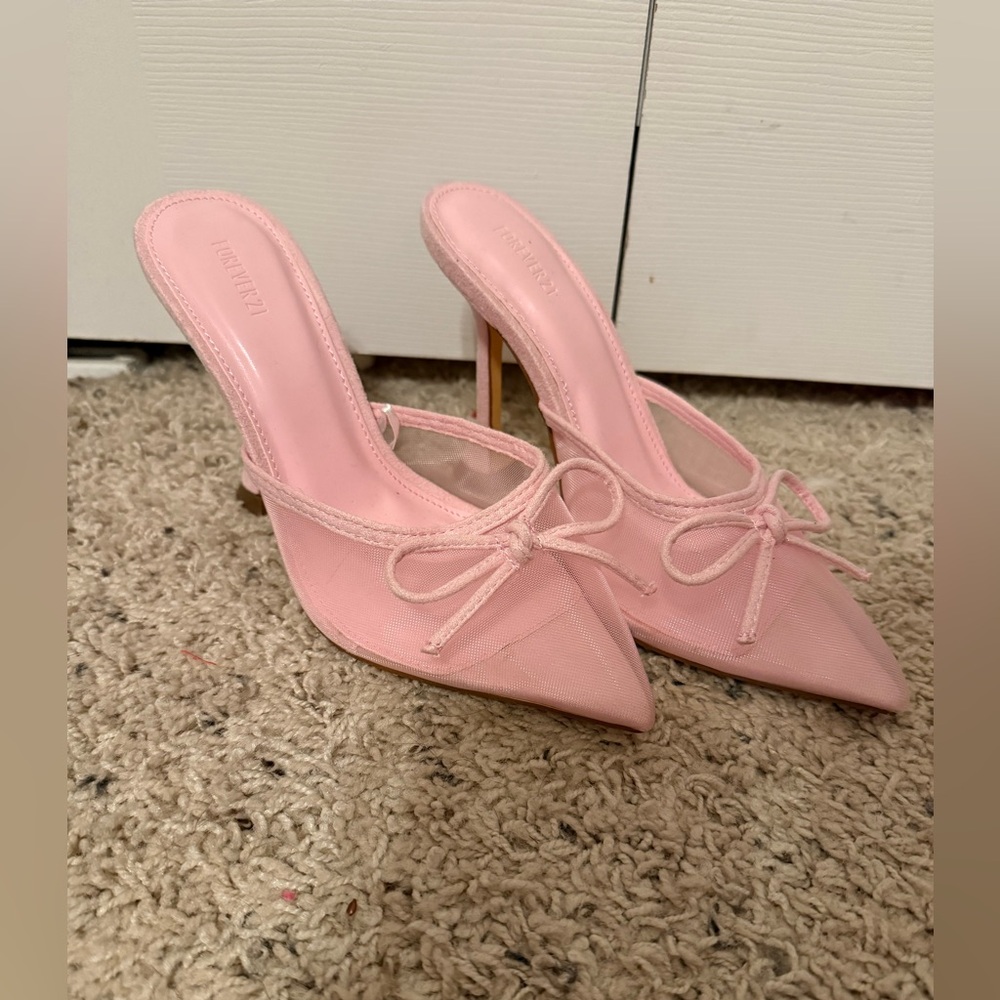Women’s Pink Bow Pointed Toe Heels Forever 21